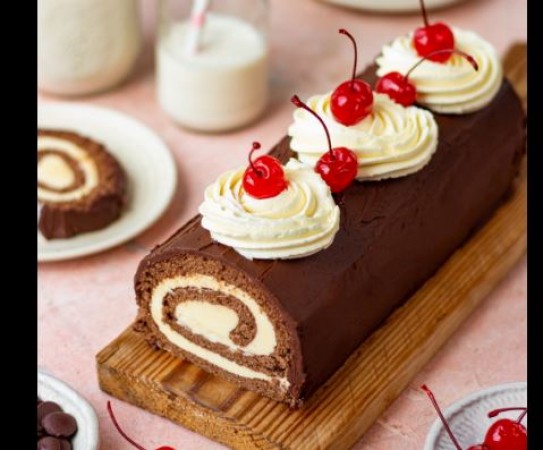 This way chocolate swiss rolls can be easily made at home