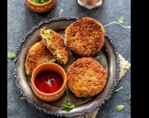 Make delicious and energy-rich oatmeal cutlet for breakfast today