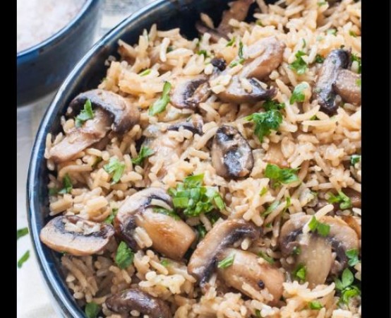 Make Mushroom Fry Rice instantly for the guests, will like it very much