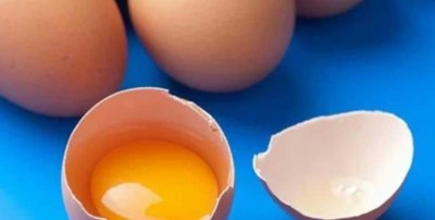 Know disadvantages of keeping eggs in fridge