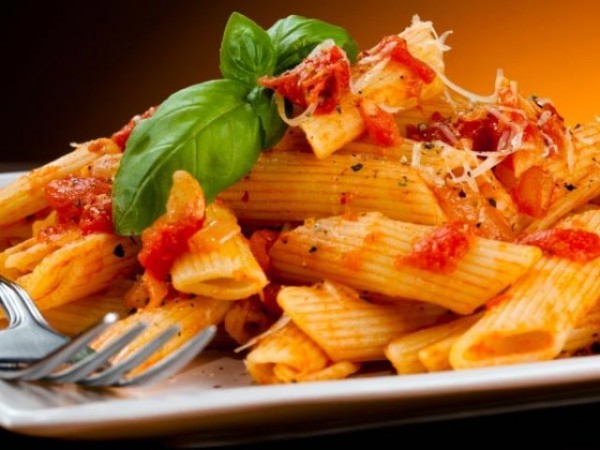 अब आसानी से घर पर बना सकते है आप भी पास्ता