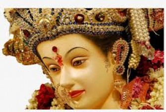 नवरात्रि में दिखा अनोखा नजारा, गुजरात में खुद अंबे माँ ने दिए भक्तों को दर्शन...!