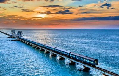 This bridge is built between the sea, will make your trip memorable forever