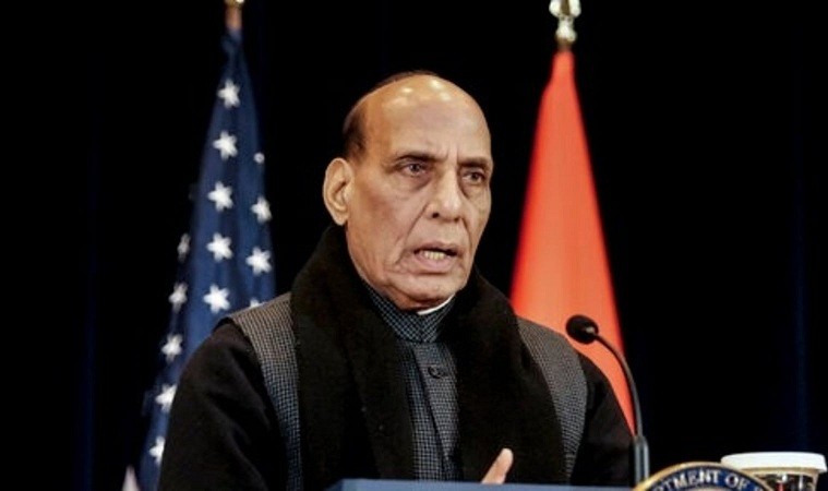Rajnath welcomes US defence firms to invest in India