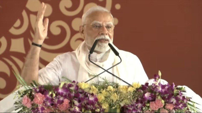 PM pitches for Swadeshi in Varanasi, says India on its way to become world's third-largest economy