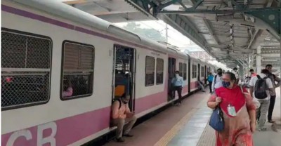 Maharashtra BJP calls for protest, demands restart of local trains for vaccinated people