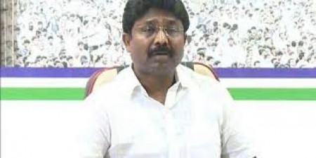 Syllabus to be reduced: AP Education Minister A. Suresh