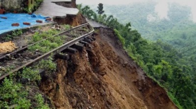 IMD Alerts of Landslides in These States for 3-Days, Details Inside