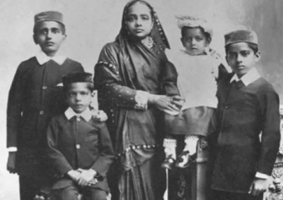 What you know about Mahatma Gandhi's Children ?
