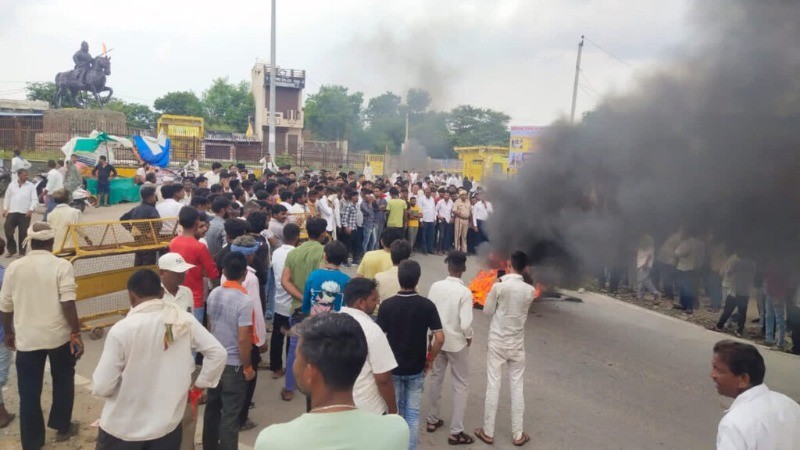 Minor's rape sparks violent outrage in Udaipur: Roads blocked, police vehicles damaged
