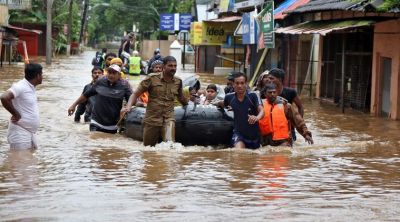 Kerala floods: Red alert withdrawn, Orange alert in 10 districts, relief operations continues