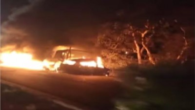 दिल दहला देने वाली दुर्घटना: सेंट्रल लॉकिंग सिस्टम के चलते जलती कार में बंद रह गए लोग, 8 की जलकर दुखद मौत