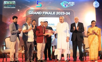 Odisha: CM Patnaik Honors Young Astronomer Talent Search Winners
