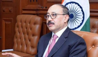 ओमानी नौसेना के कमांडर ने भारत के विदेश मंत्री श्रृंगला के साथ बातचीत की