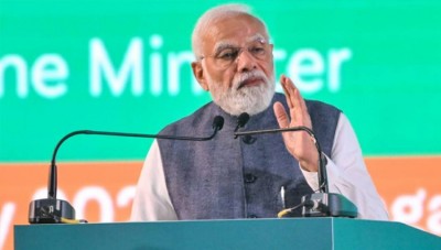 PM Modi calls upon stakeholders for renewable energy investments