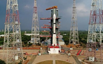 कल अपना सबसे ताकतवर मौसमी सैटेलाइट लॉन्च करेगा भारत, नई उड़ान के लिए तैयार ISRO