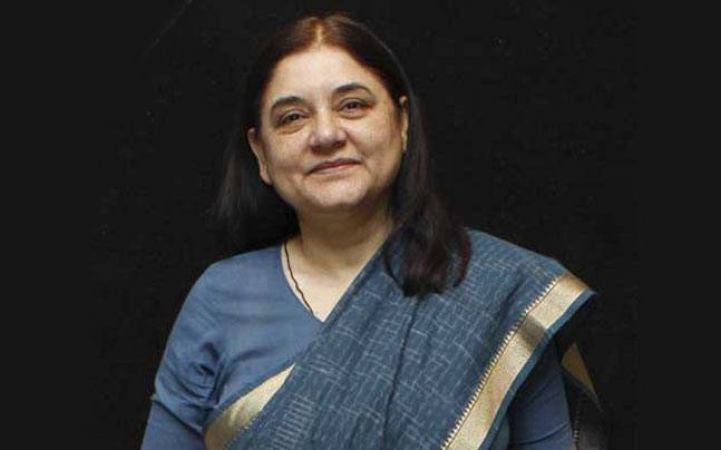 Union Minister Maneka Gandhi abuses an official in UP, ensues controversy