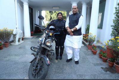 Rajnath Singh hails Woman biker Mitsu Chavda  who is amidst 'Ride for Soldiers' solo mission