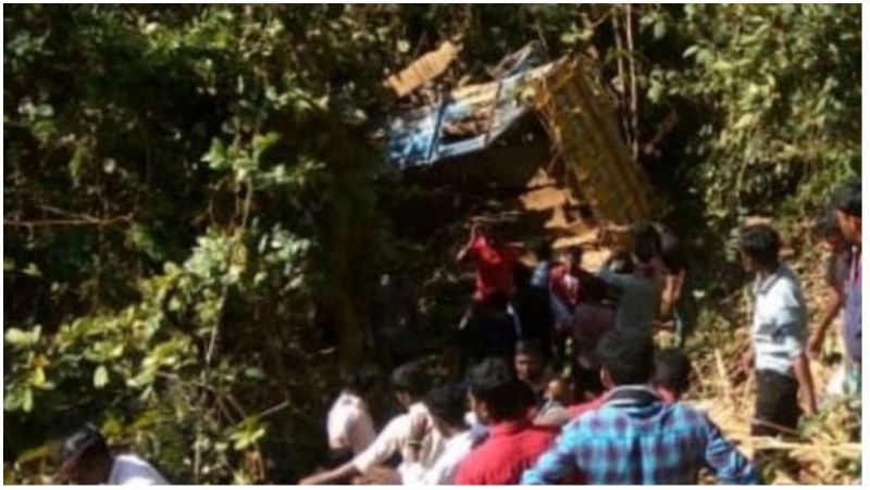 Odisha : Truck overturn into  ghat, 25 critically injured