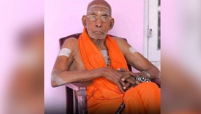 केरल के सीएम पिनाराई विजयन ने शिवगिरी मठ और स्वामी प्रकाशानंद के निधन पर जताया शोक