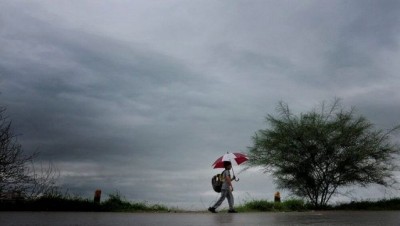 Weather Forecast: IMD issues red rain alerts in Maharashtra, Mumbai and more