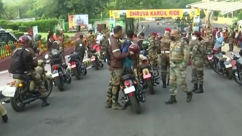 कारगिल विजय दिवस के उपलक्ष्य में भारतीय सेना ने किया मोटरसाइकिल रैली का आयोजन