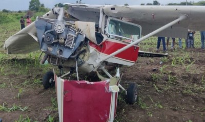 पुणे में  प्रशिक्षण विमान दुर्घटनाग्रस्त, महिला पायलट घायल