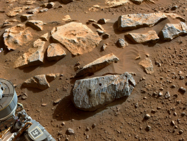 Nasa reveals plans to return Mars rock samples by 2033