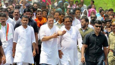 MP surrounded by the flames of violence, Rahul Gandhi left for Mandsaur