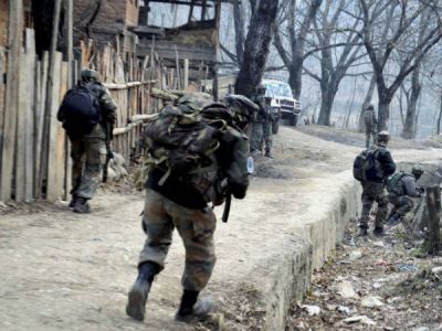 Jammu & Kashmir: Terrorists attack SOG camp at Shopian