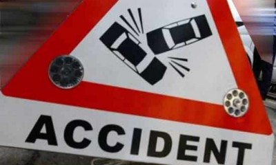 Woman doctor falls into pit as auto overturns, puts municipal corporation in a tizzy