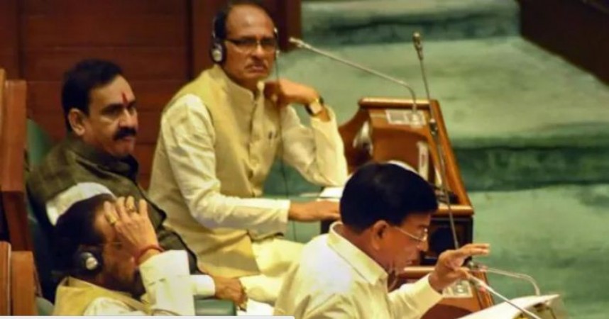 MP Budget: Focus on women, jobs no new taxes, Major points here