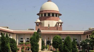 Supreme Court on Aadhar Card, keeps decision in the envelope
