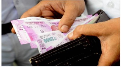 Trending: Rs 2,000 note withdrawal to curb cash play in LS polls