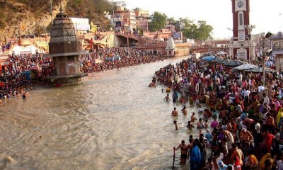 Ganga Dussehra: Thousands of Devotees take holy dip in Varanasi