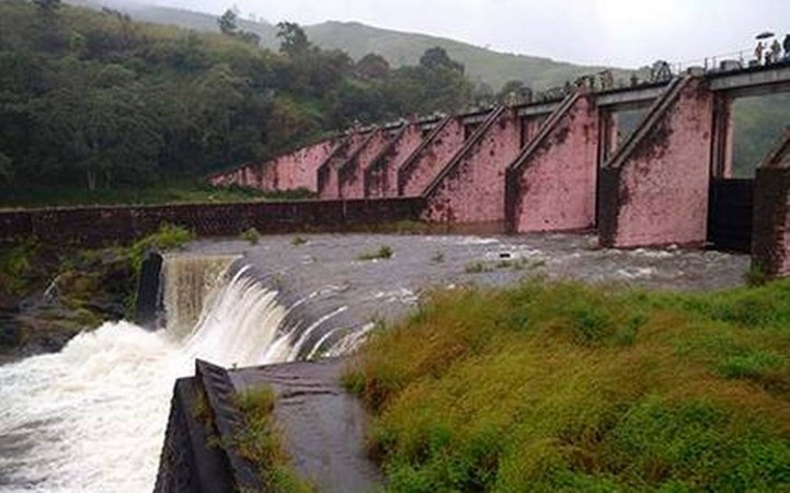 Mullaperiyar Dam: Nine shutters raised as water level touches 142 ft