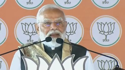 PM Modi hits out at Mahagathbandhan with 