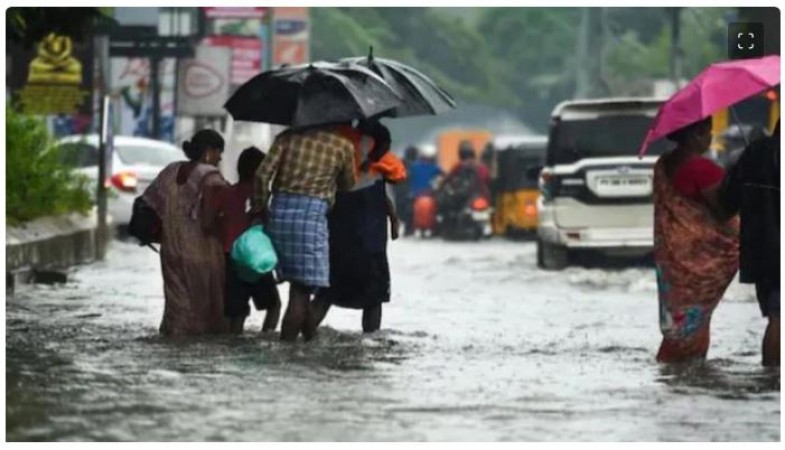 Schools in Chennai and more shut amid heavy rain warning