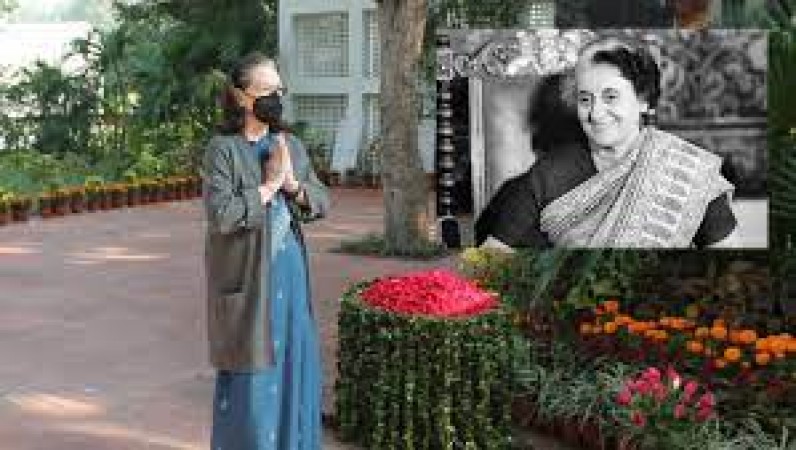 Indira Gandhi’s104th birth anniversary: Sonia Gandhi pays tributes