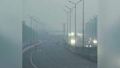Delhi Air Quality Index falls  to 'very poor'