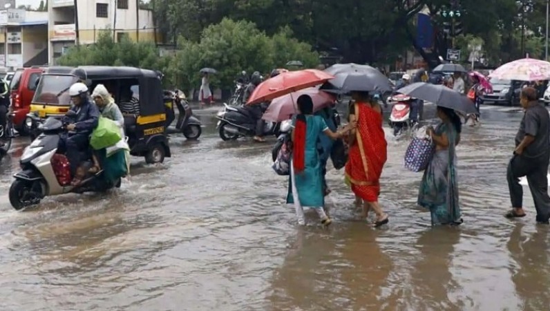 चक्रवात गया, लेकिन संकट नहीं टला ! केरल और तमिलनाडु ने भारी बारिश का अलर्ट जारी