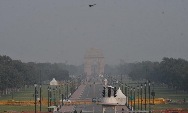 Delhi Air Quality improves after light rain today; Ban on BS-III petrol and More