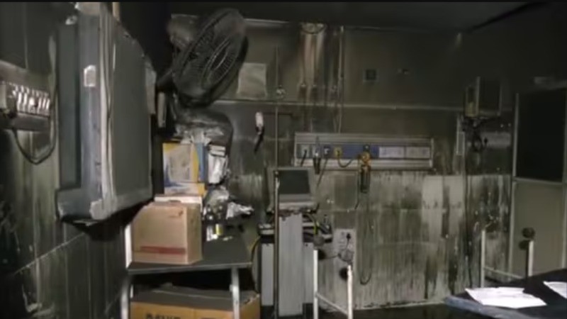 Fire in Sawai Man Singh Hospital in Jaipur: Panic, casualties & horror amid thick smoke