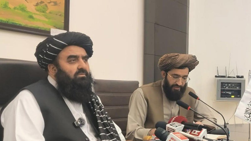 Female journalists barred in Afghan Minister Muttaqi's press conference in New Delhi, draws flak