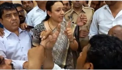 Say only Congress Zindabad..', MLA Aradhana Mishra stopped the slogans of 'Bharat Mata Ki Jai', people got angry after watching the video