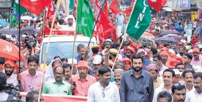 Final Poll campaign Kerala:  witnesses massive roadshows, rallies