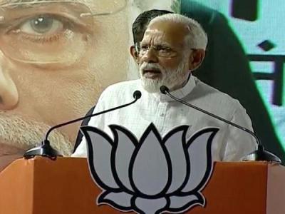 Prime Minister Narendra Modi questioned Rahul Gandhi's Wayanad choice