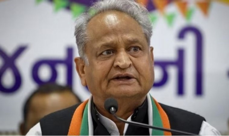 Jal Shakti Minister calls  Ashok Gehlot as 'Ravana of Rajasthan politics'