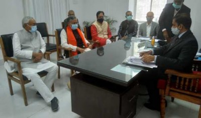 Sushil Kumar Modi files nomination for by poll, in presence of CM Nitish and BJP President