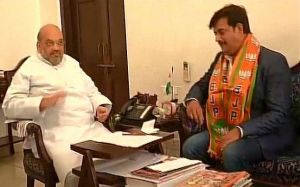 Ravi Kishan officially joins BJP today